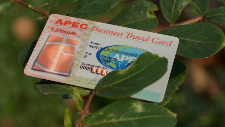 dich-vu-lam-the-apec-uy-tin